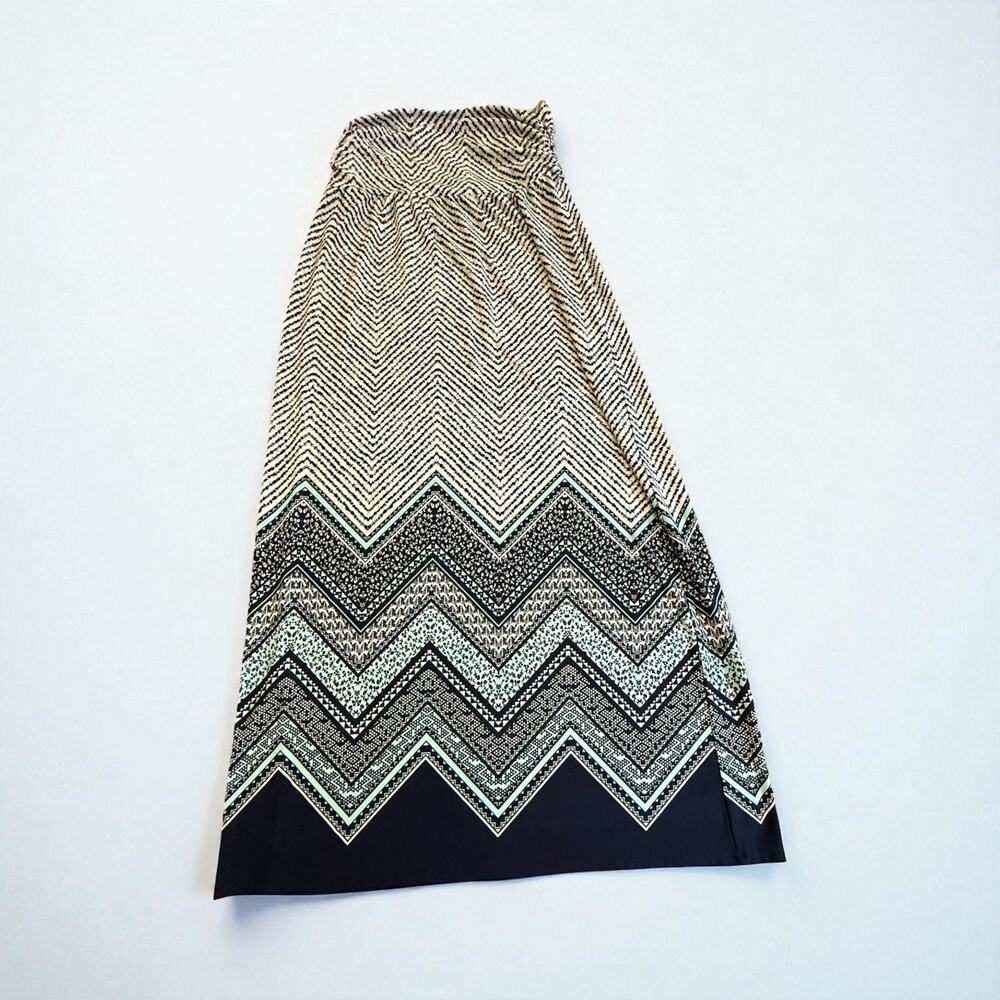 AB Studio Aqua & Ivory ZigZag Pull-On Column Maxi Skirt. Size Large.